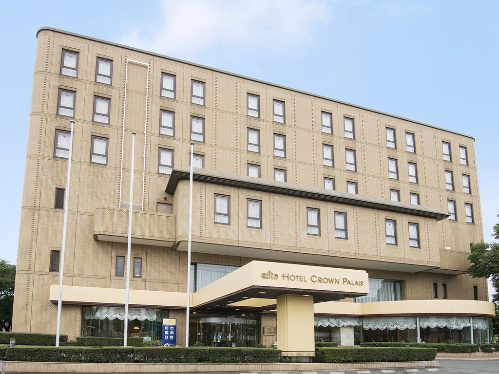 Hotel Crown Palais Kofu Buitenkant foto